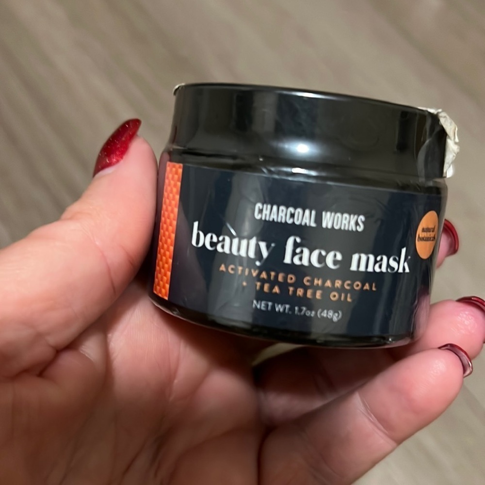 Beauty face mask